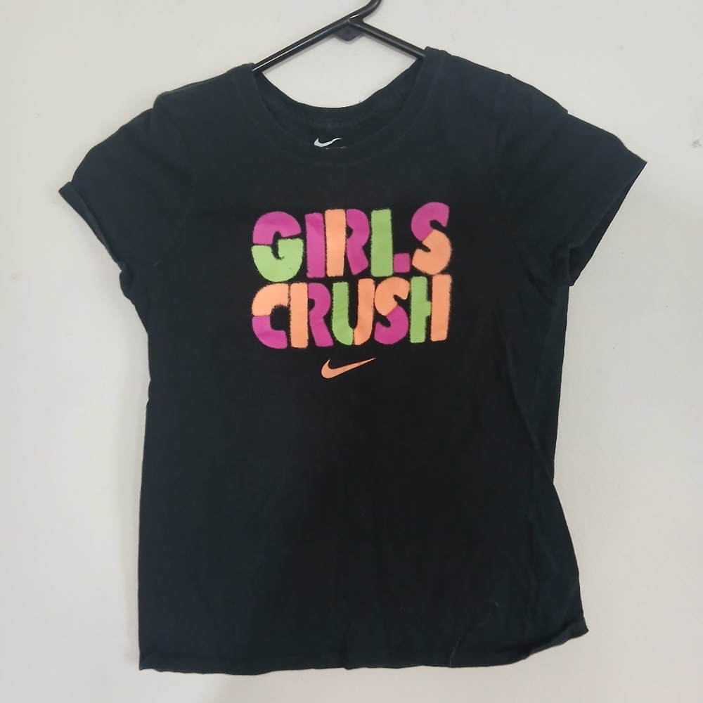 Nike Girls' Black 'Girls Crush' Graphic Tee (0127)